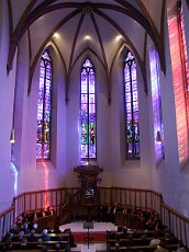 2011-04-17_17-04-36_FinePixS100FS_28,2mm_1_34_emeC