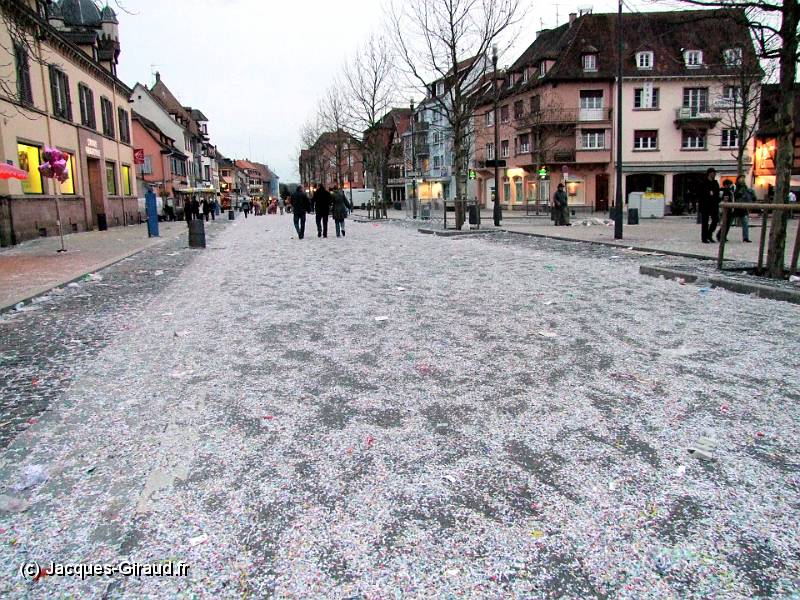 2010-02-21_18-00-12_FinePixS100FS_28,2mm_1_58_emeA.JPG