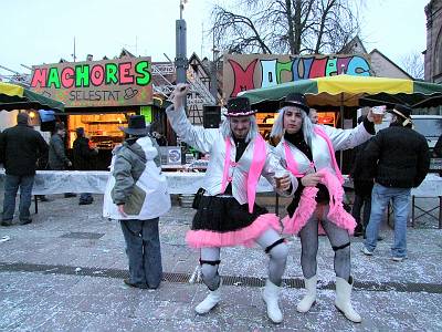2010-02-21_17-59-39_FinePixS100FS_28,2mm_1_45_emeB